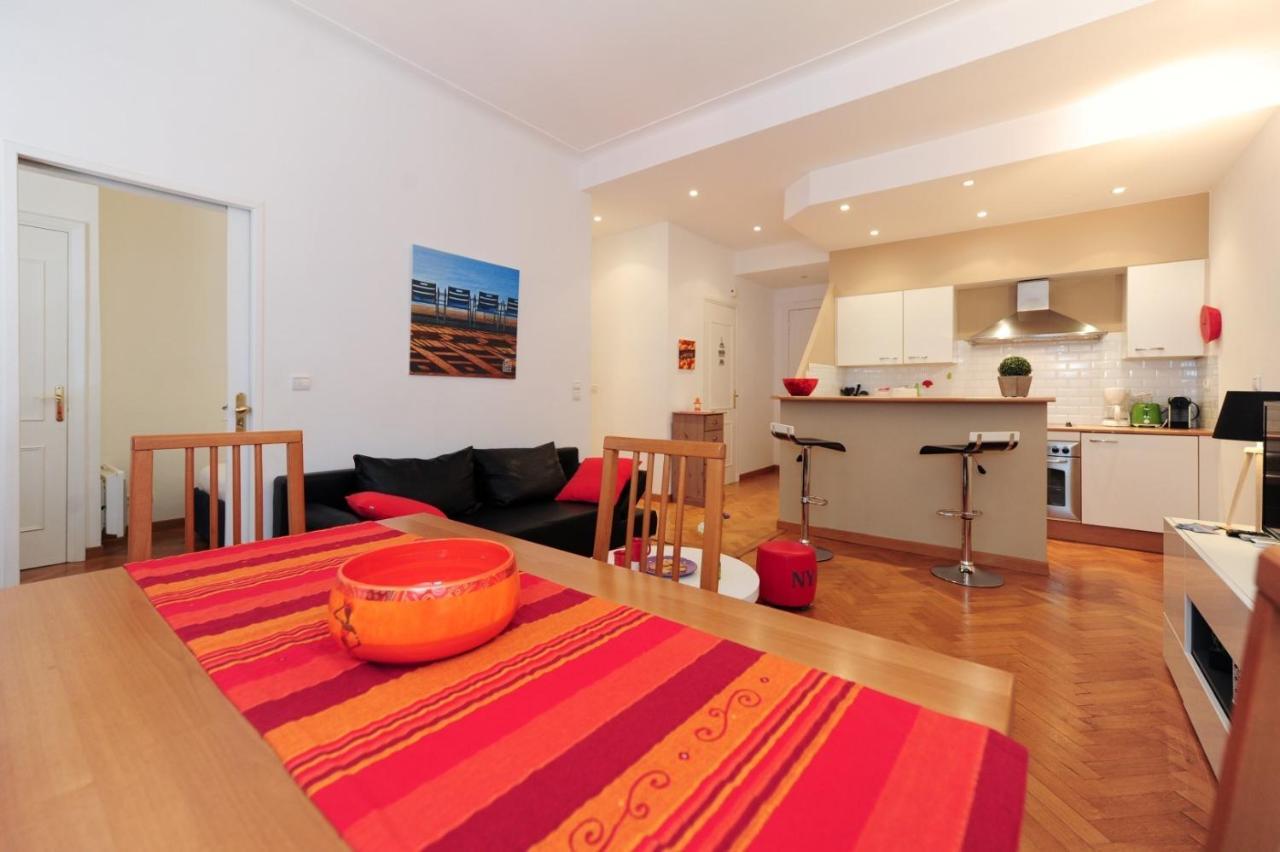 Le Savoy Palace - Five Stars Holiday House Ницца Экстерьер фото